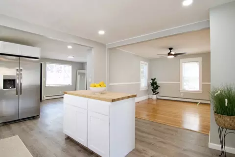 23 Corona St, Springfield, MA 01104 photo 14