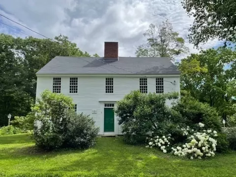 29 Tomlinson Rd, Oakham, MA 01068