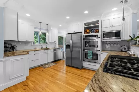 14 Marks Cove Rd, Wareham, MA 02571 photo 9