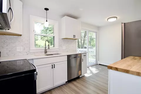 29 Albert St, Chicopee, MA 01020 photo 14