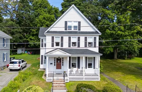 320 Wentworth Ave, Lowell, MA 01852