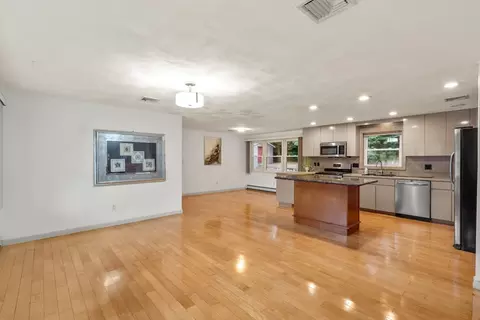 6 Paulette Dr, Danvers, MA 01923 photo 14