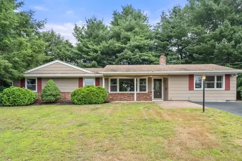 6 Paulette Dr, Danvers, MA 01923