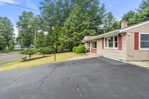 6 Paulette Dr, Danvers, MA 01923 photo 8