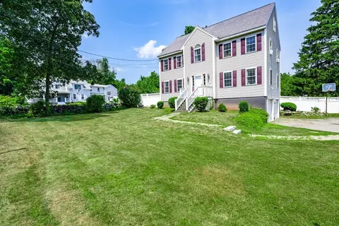 291 Pelham St, Methuen, MA 01844