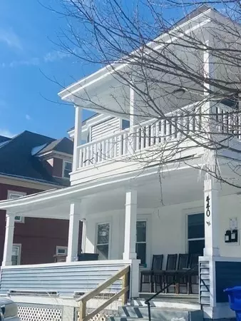 Exterior - 440 Sumner Ave, Springfield, MA 01108 photo 2 of 5