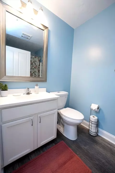 Bath - 315 Cambridge St #101B, Worcester, MA 01603 photo 1 of 8