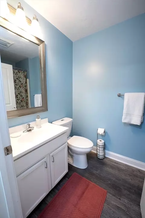 Bath - 315 Cambridge St #101B, Worcester, MA 01603 photo 2 of 8