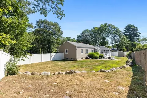 Exterior - 20 Dana Rd, Reading, MA 01867 photo 4 of 9