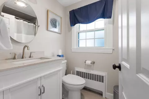 Bath - 20 Dana Rd, Reading, MA 01867 photo 1 of 2