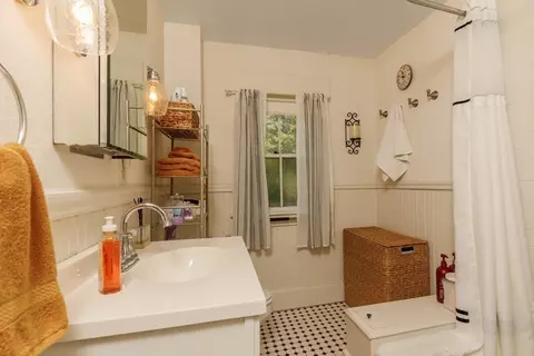 8 High St, Ashburnham, MA 01430 photo 14