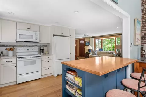 25 Massasoit Trl, Eastham, MA 02642 photo 9