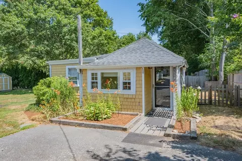 100 River Rd, Marstons Mills, MA 02648 photo 3