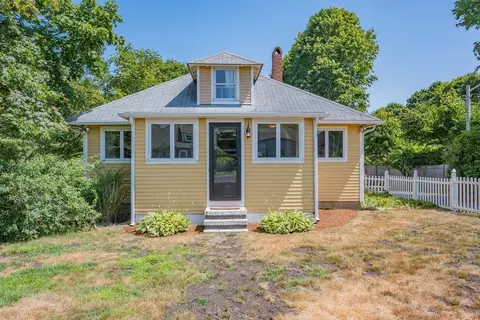 100 River Rd, Marstons Mills, MA 02648 photo 2