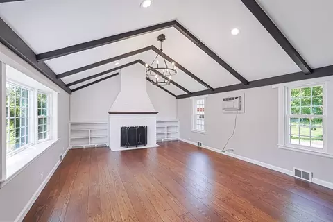 11 Millville Rd, Mendon, MA 01756 photo 4