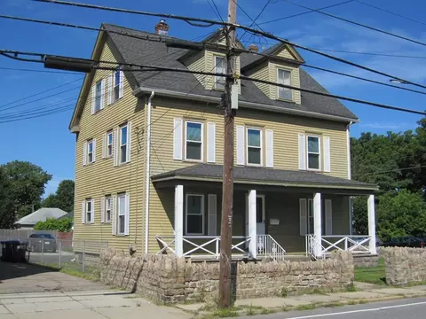 28 Cedar St, Milford, MA 01757