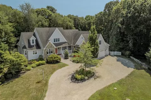 24 White Alder Way, Dartmouth, MA 02748