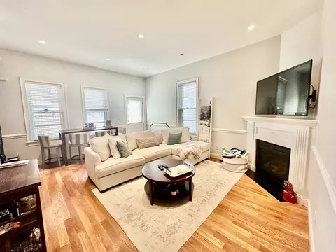 357 W Fourth #1, Boston, MA 02127