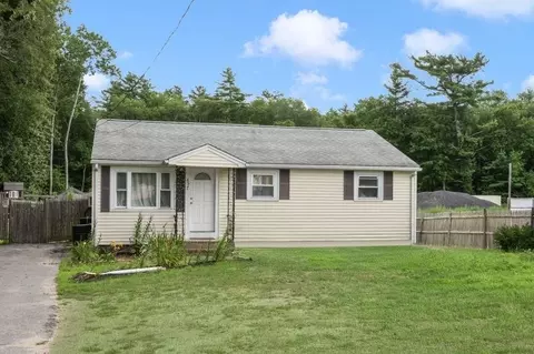 657 Wareham St, Middleboro, MA 02346