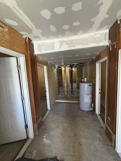 913 Rodman St, Fall River, MA 02721 photo 10