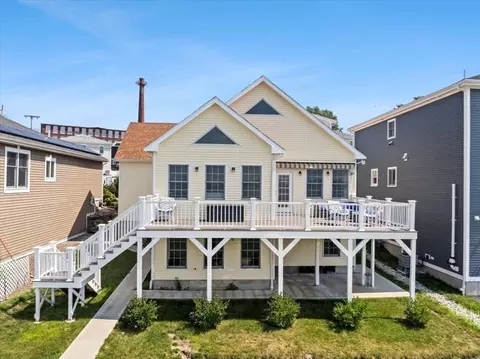 305 Draper St, Fall River, MA 02724