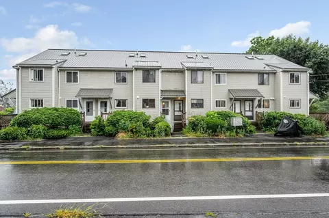 22 River St #13, Hudson, MA 01749