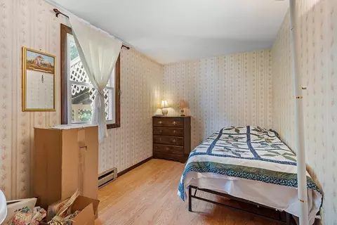 Bedroom - 298 Vine St, Athol, MA 01331 photo 3 of 5