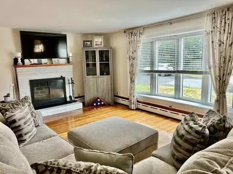 27 Eleanor St, Dedham, MA 02026 photo 15