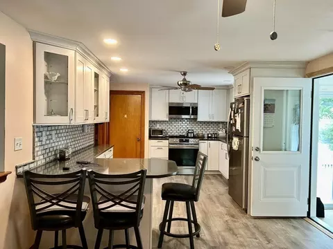 27 Eleanor St, Dedham, MA 02026 photo 6