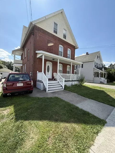 168 Hampden St, Chicopee, MA 01013