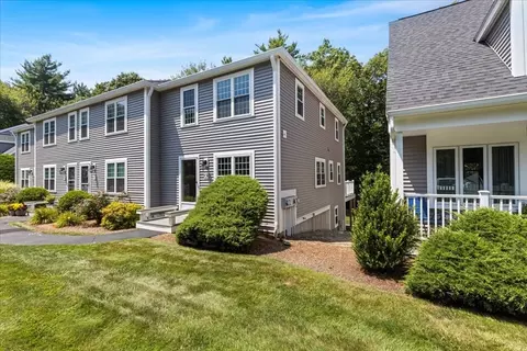 523 Washington St #C8, Pembroke, MA 02359