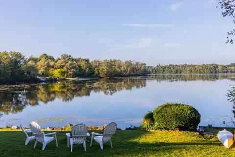 292 Shore Rd, Richmond, MA 01254