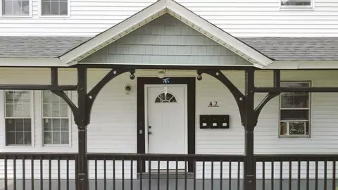 47 Piedmont St, Worcester, MA 01610