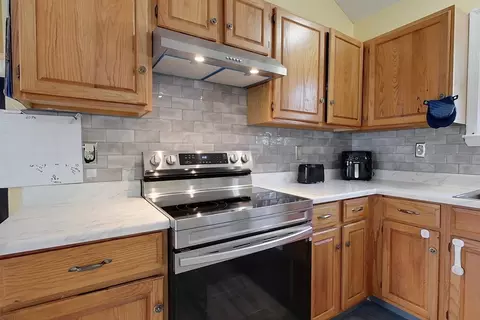 35 Cedar St #4, Gardner, MA 01440 photo 4