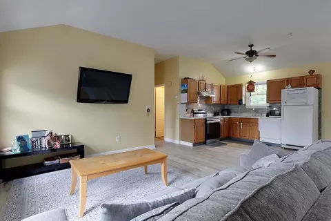 35 Cedar St #4, Gardner, MA 01440 photo 9