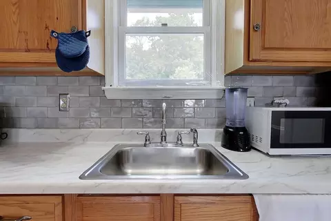35 Cedar St #4, Gardner, MA 01440 photo 2