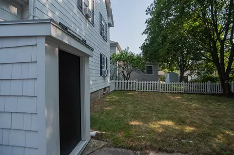 5 Florence St, Danvers, MA 01923 photo 8