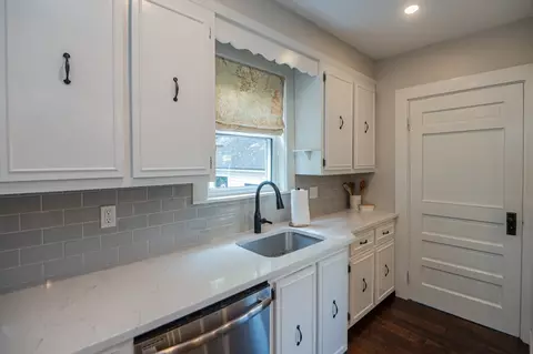 5 Florence St, Danvers, MA 01923 photo 19