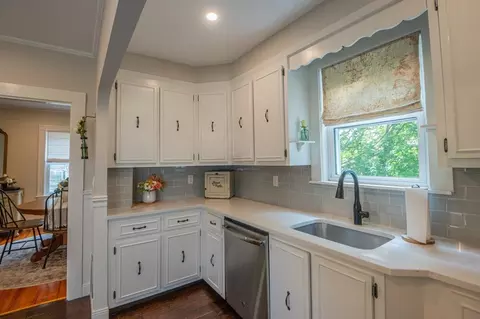 5 Florence St, Danvers, MA 01923 photo 18