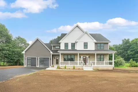 2 Happy Acres Ln, East Longmeadow, MA 01028
