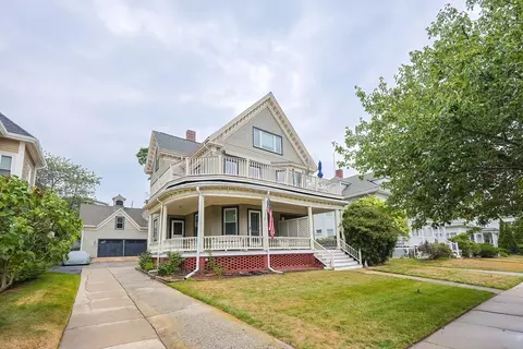 103 Ocean St #A, Lynn, MA 01902