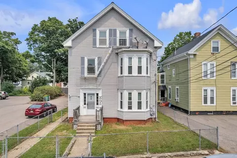 9 Leonard St, North Attleboro, MA 02760