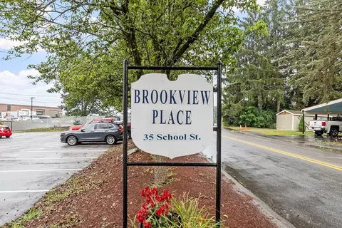 35 School St #4, Dracut, MA 01826