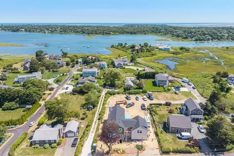 14 Pond View Ln, Chatham, MA 02633