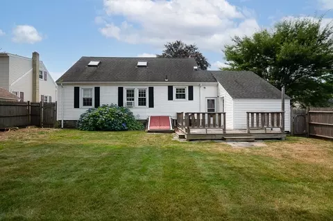 8 Claffey Ave, Worcester, MA 01606 photo 3