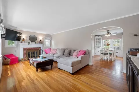 8 Claffey Ave, Worcester, MA 01606 photo 5