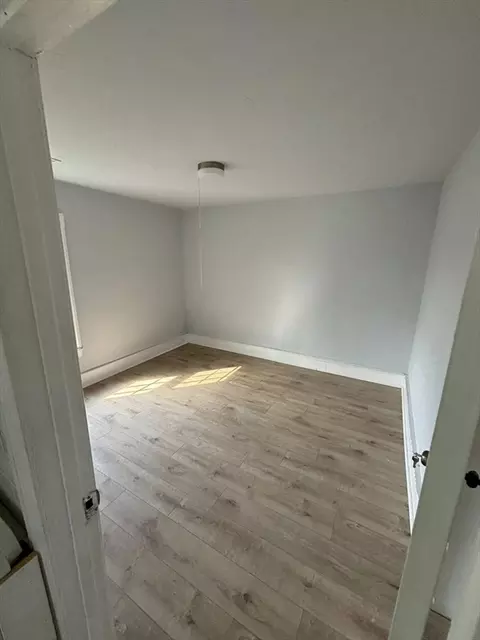 5 Winthrop St, Worcester, MA 01604 photo 14