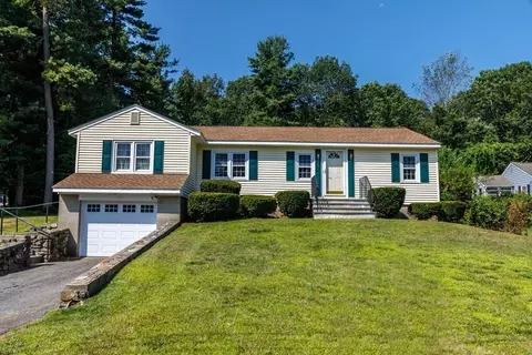 54 Putnam Ln, Holden, MA 01520
