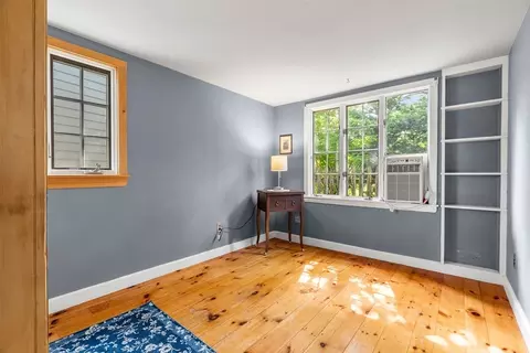 10 Circle St, Marblehead, MA 01945 photo 13
