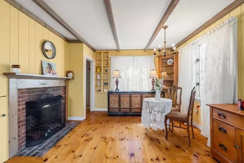 10 Circle St, Marblehead, MA 01945 photo 8